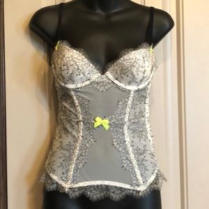 Victoria’s Secret Corset Bustier Ivory Black 32B